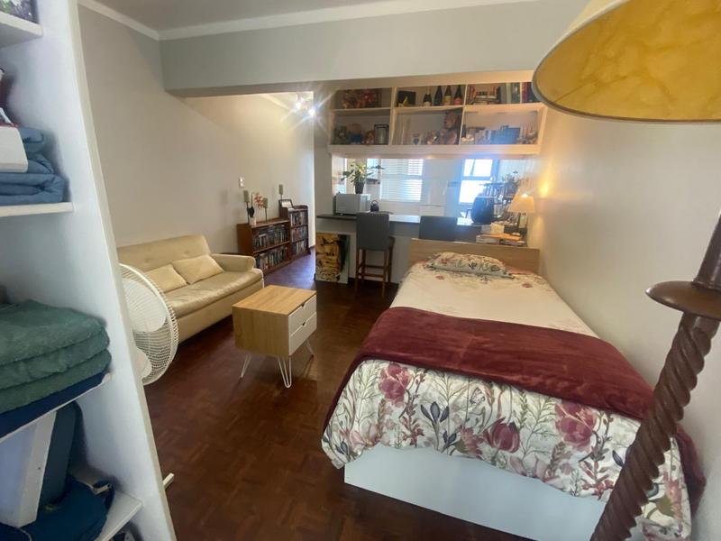 1 Bedroom Property for Sale in Observatory Western Cape